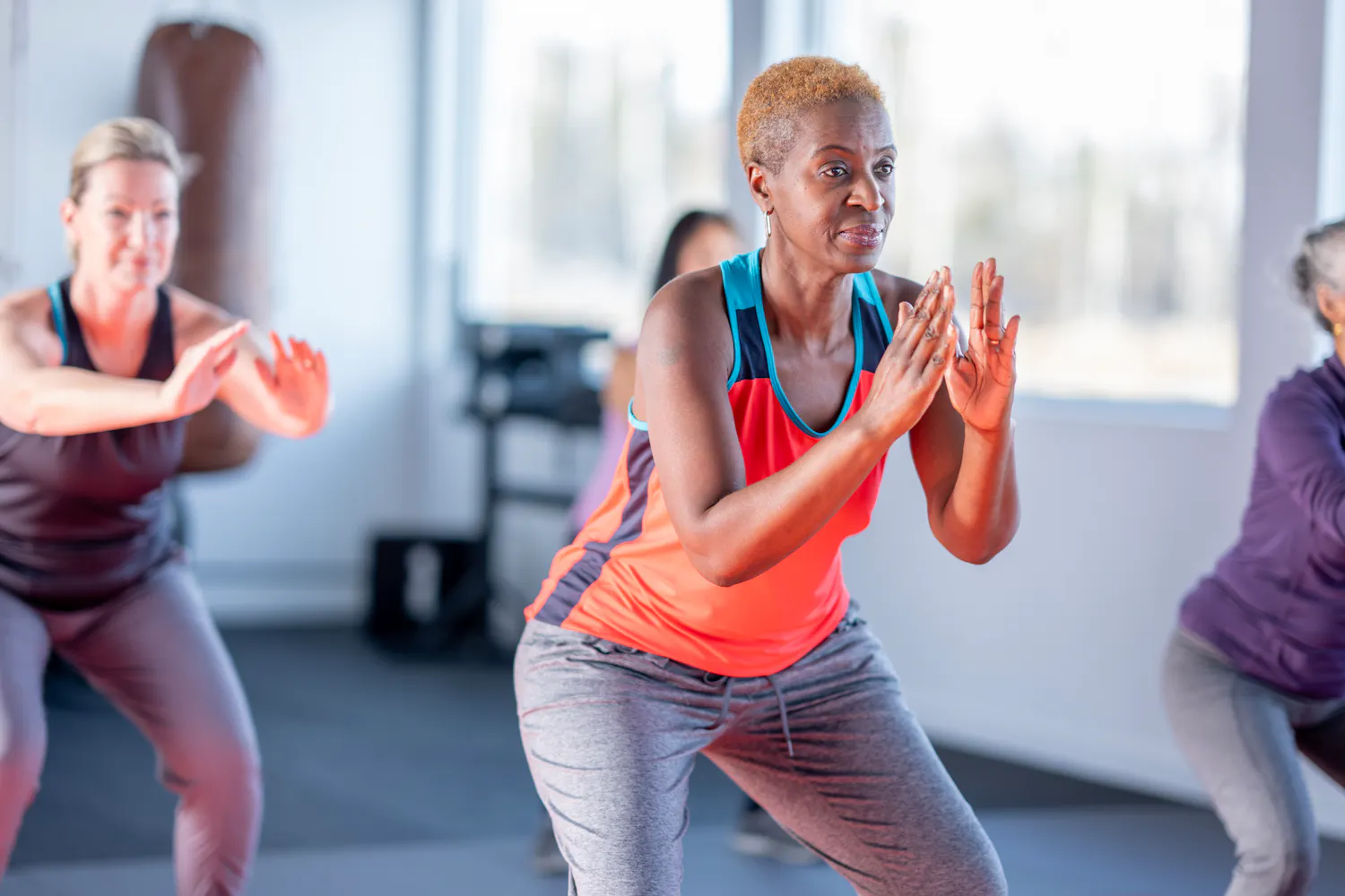 Le test du squat : un indicateur de santé pour les seniors