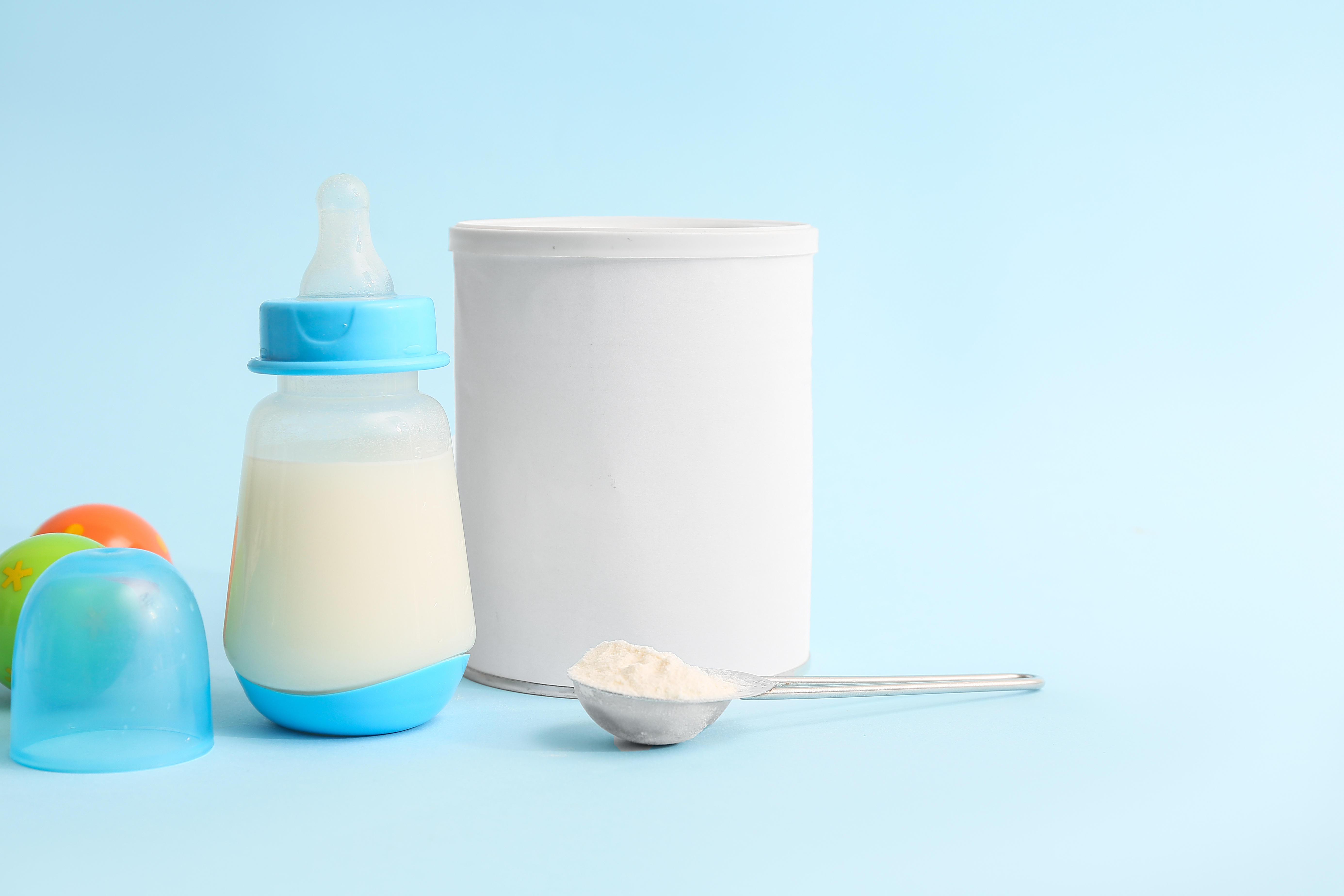 Rappel produit chez E.Leclerc : ne donnez pas ce lait de croissance Bio Village Bébé à votre enfant